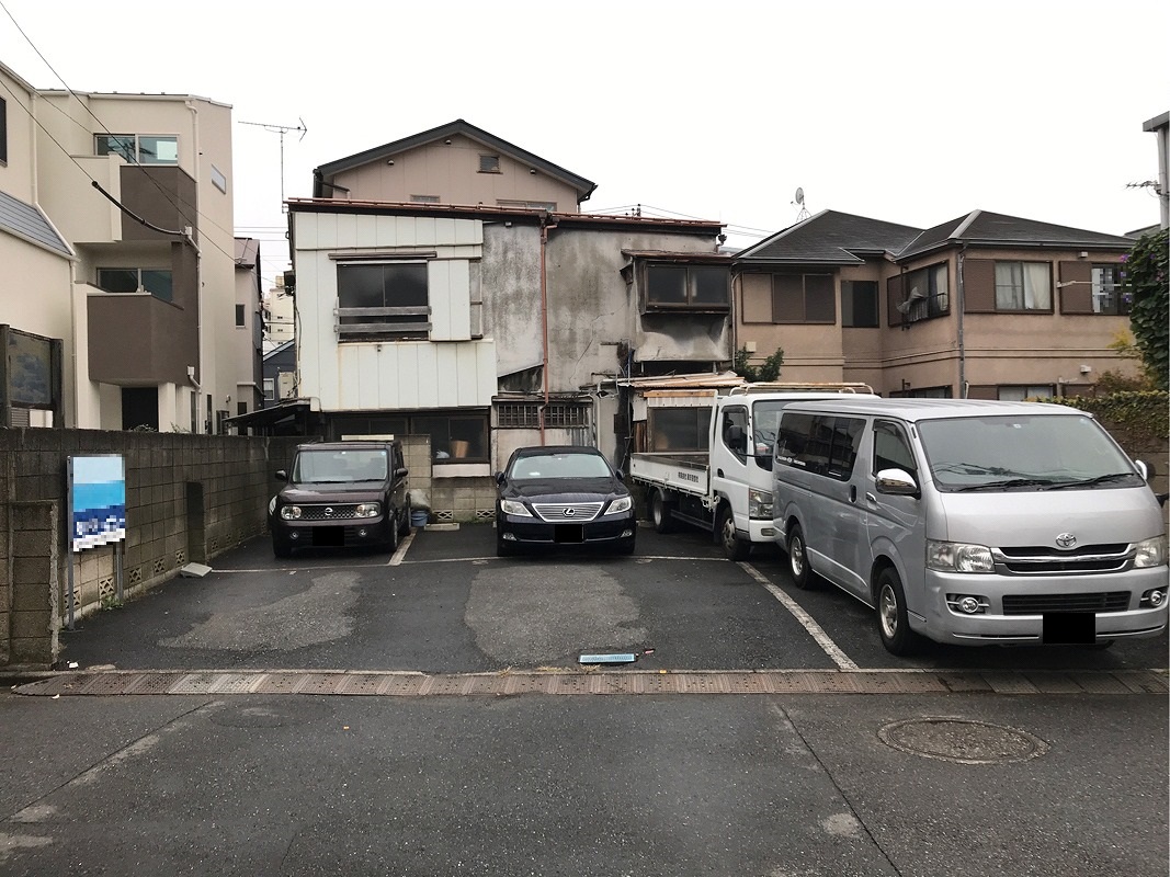 北区滝野川２丁目　月極駐車場